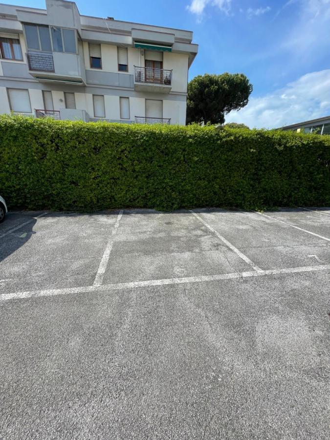 Viareggio Sabbia Bianca Apartment Ngoại thất bức ảnh